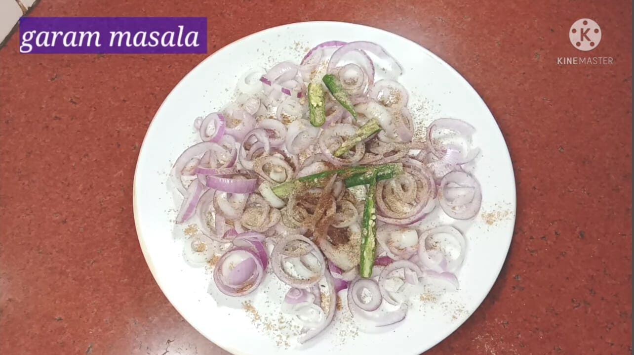 Lemon-Restaurant Style Sirke Wali Pyaz| priyankakitchens.com