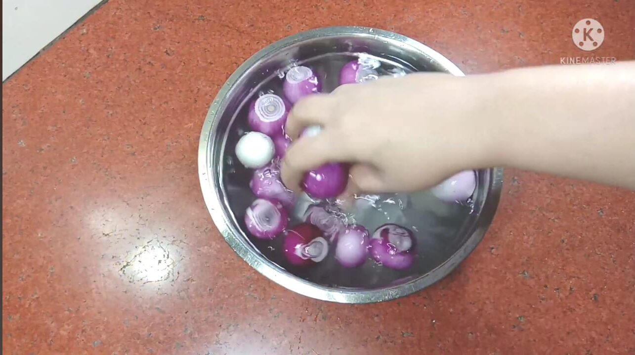 Oniion-Restaurant Style Sirke Wali Pyaz| priyankakitchens.com
