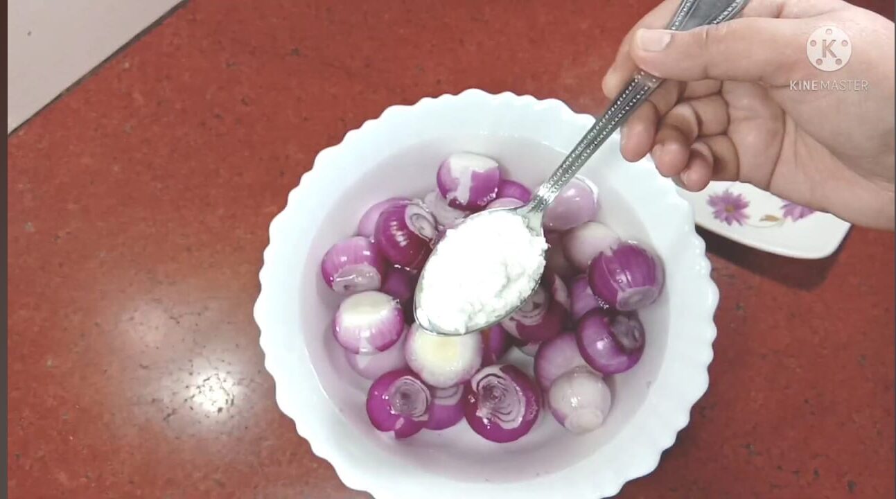 Oniion-Restaurant Style Sirke Wali Pyaz| priyankakitchens.com